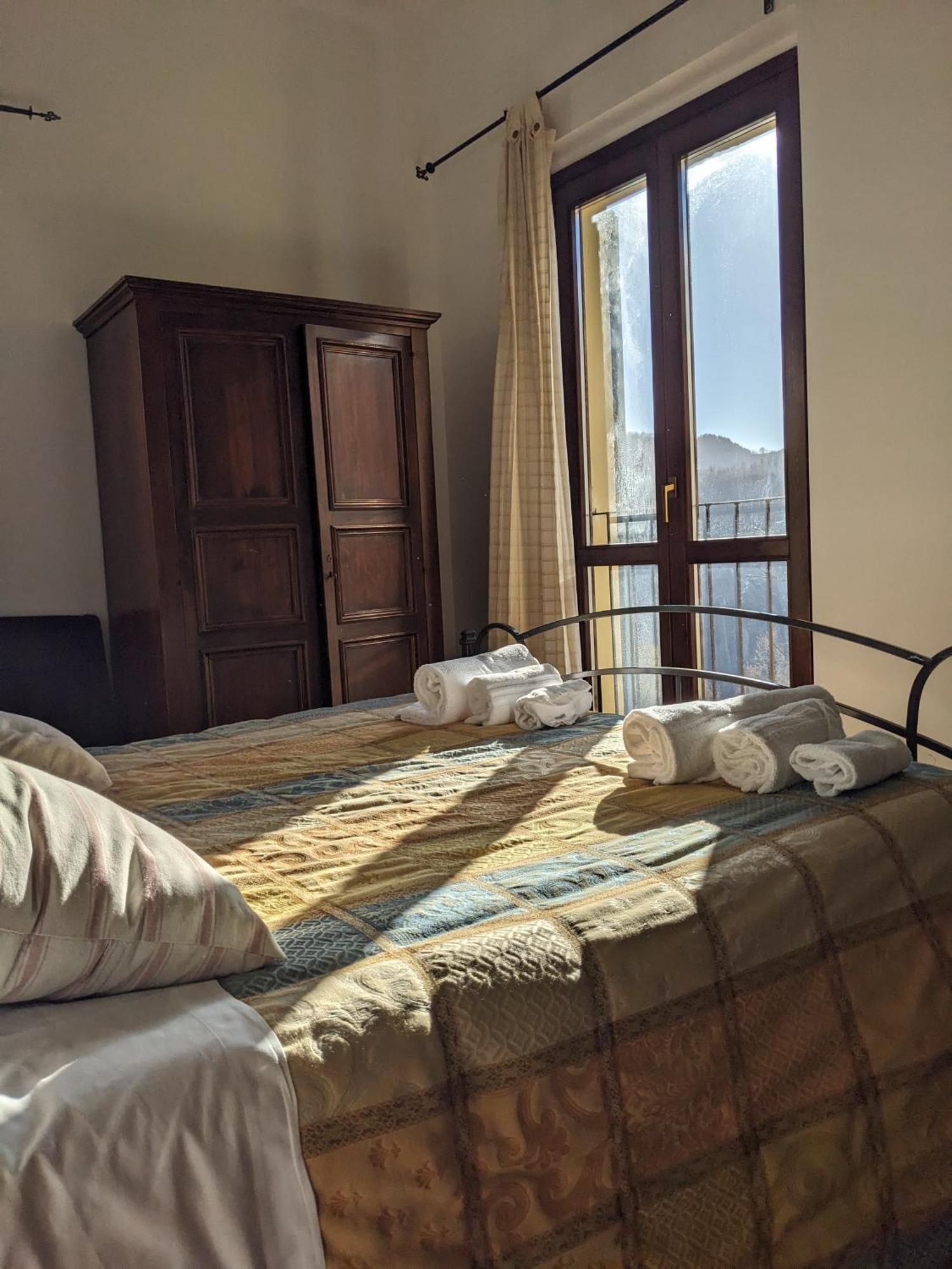 Hostal La Cittadella Dei Monti Sibillini Montemonaco Exterior foto