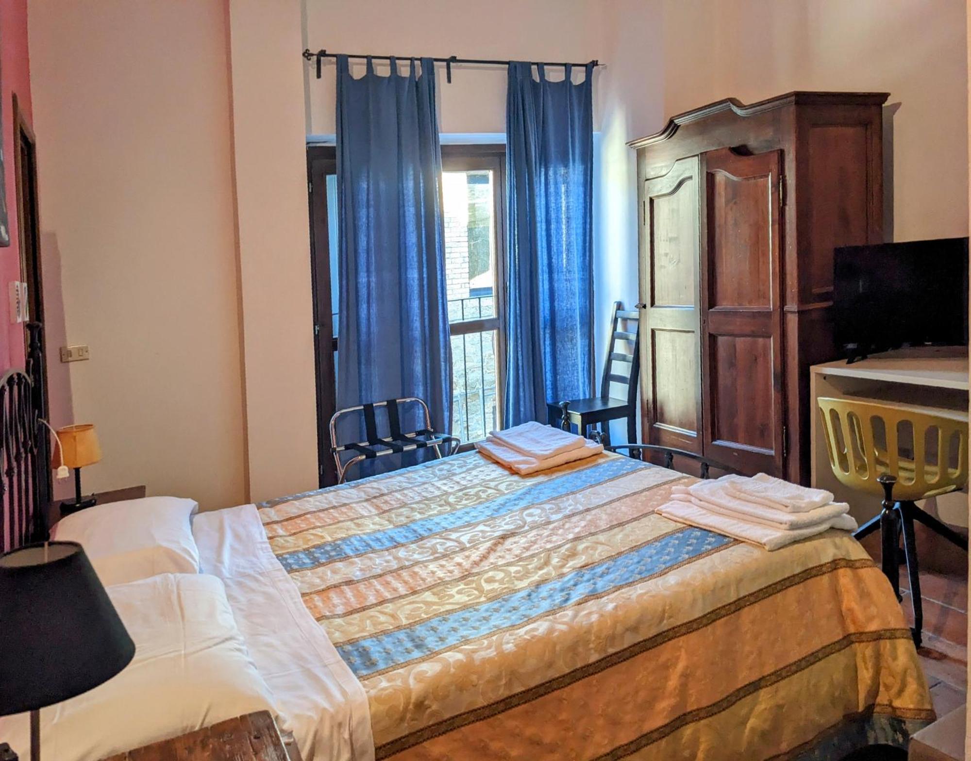 Hostal La Cittadella Dei Monti Sibillini Montemonaco Exterior foto