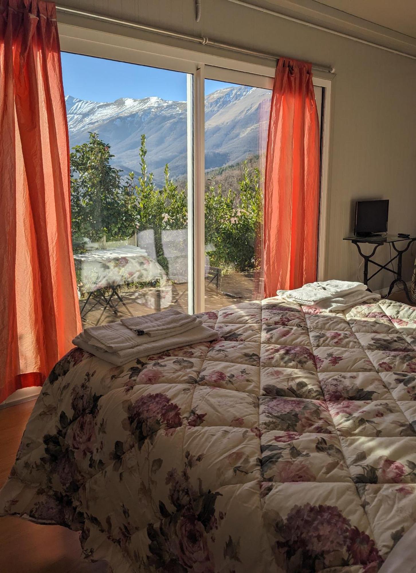 Hostal La Cittadella Dei Monti Sibillini Montemonaco Exterior foto