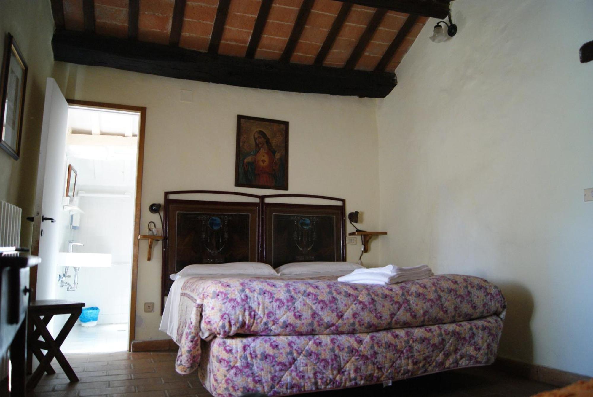 Hostal La Cittadella Dei Monti Sibillini Montemonaco Exterior foto